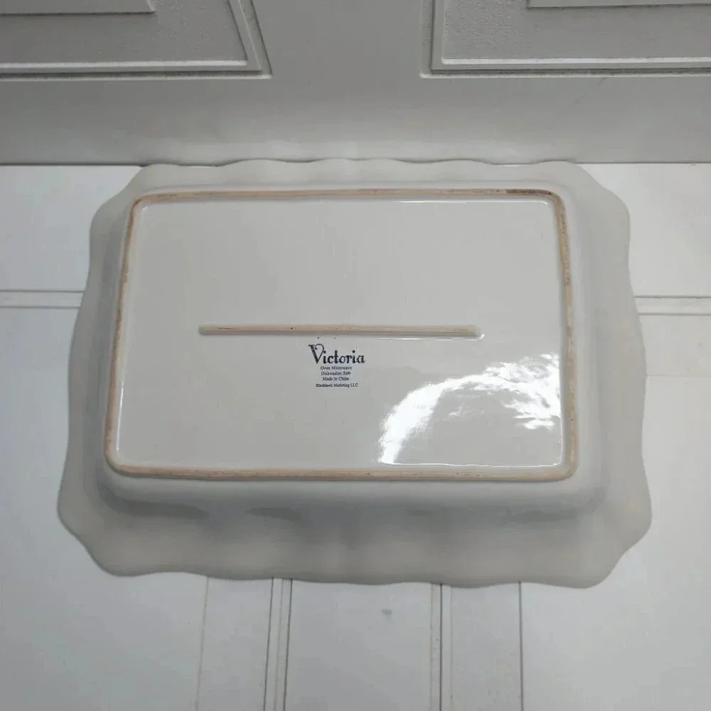 Vintage Victoria Pottery Bakeware Platter - Picture 5 of 5